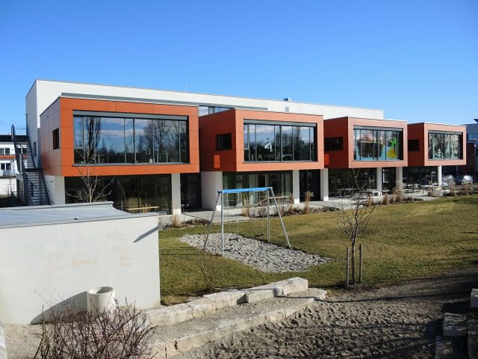 Außenansicht Ecksteinhaus